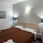 Hotel Stavroula's House *