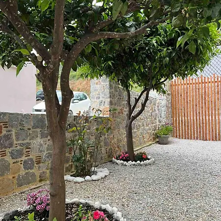 Stavroula's House Hotel *